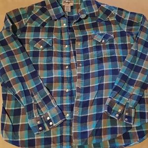 Wrangler XL Blue Flannel Button Up Top